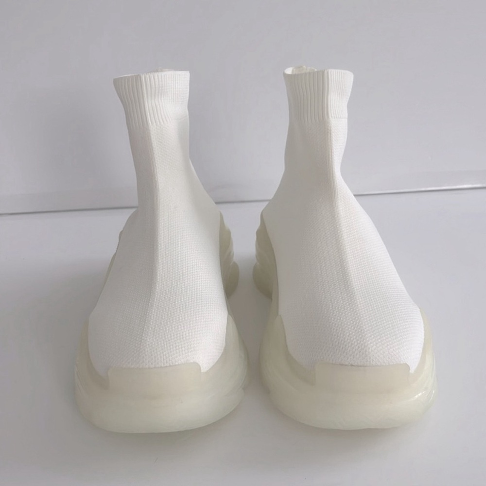 Liliana Women’s White Knit Sock Sneakers Ankle Boots Shoes Size 6 NIB - Picture 3 of 7